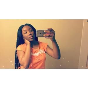 Meet your Posher, Janisha